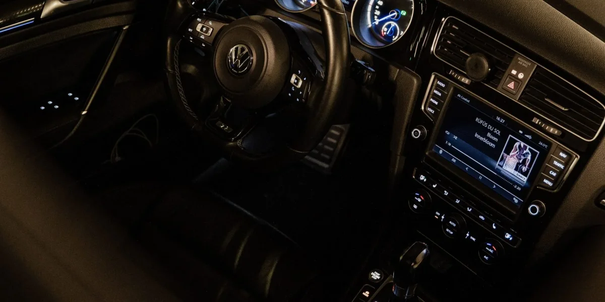 VW Golf 8 1.5 eTSI: Test des neuen Kompaktwagens
