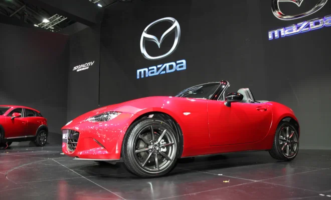 Mazda präsentiert neuen MX5 RF